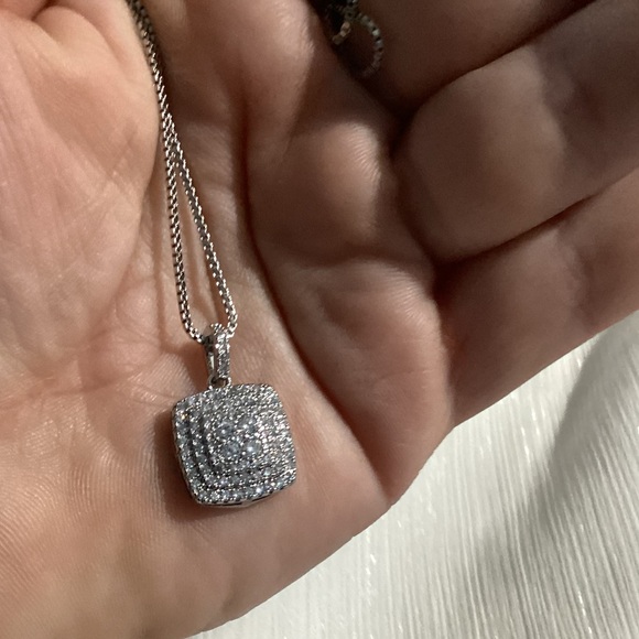 - 💎Cz Diamond Pendant Necklace - Picture 6 of 16